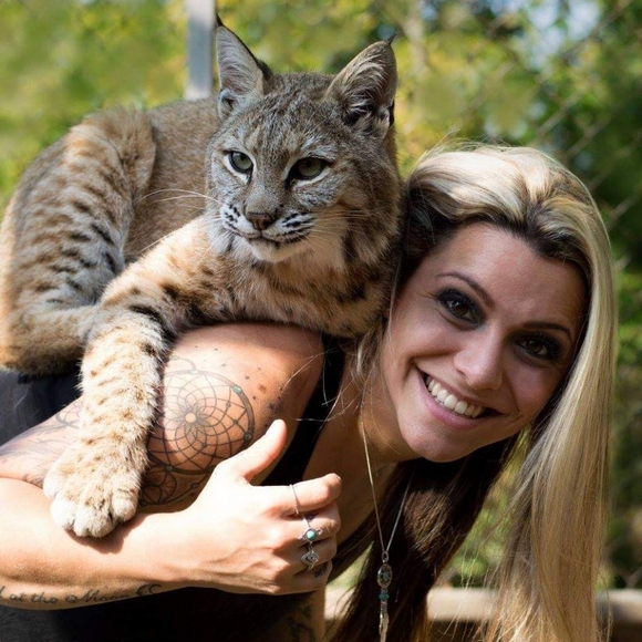 Meet your Posher, Alessandra - Picture 8 of 8